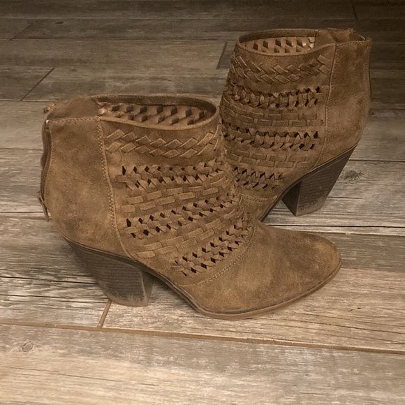 Fergie western style booties - Picture 2 of 8